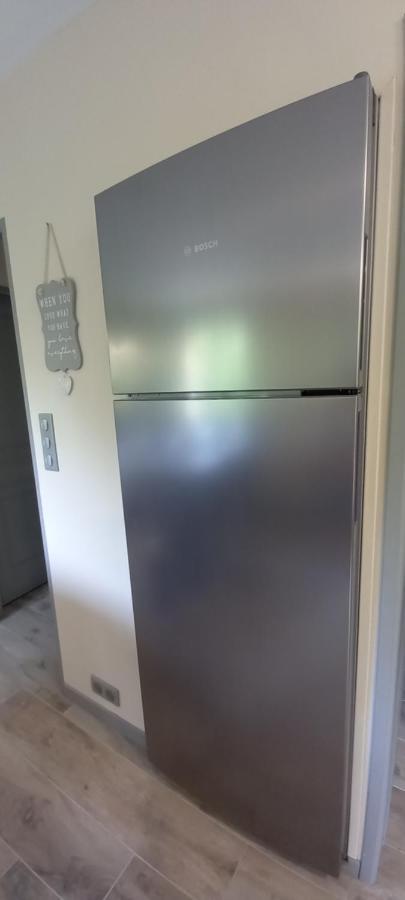 Logement Lumineux, Entierement Renove Avec Jardin Caumont-sur-Durance エクステリア 写真