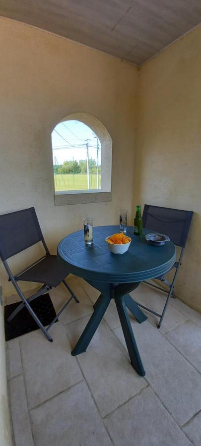 Logement Lumineux, Entierement Renove Avec Jardin Caumont-sur-Durance エクステリア 写真